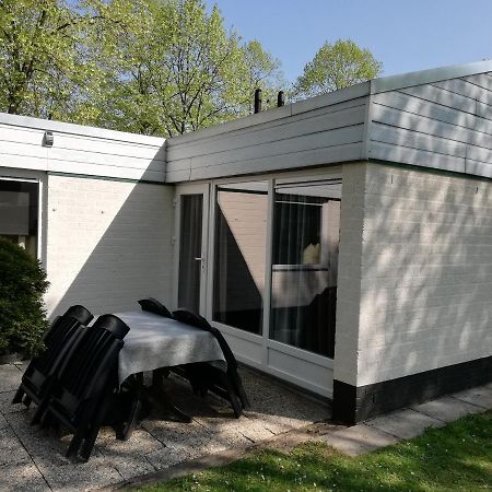 Rustige, Gelijkvloerse Vakantiewoning Met 2 Slaapkamers In Simpelveld, Zuid-Limburg Bagian luar foto